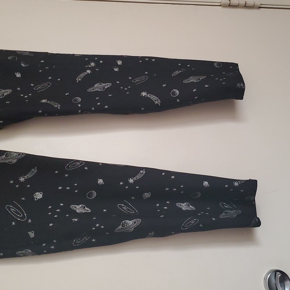 Torrid Cosmic Print Leggings - Black - Picture 4 of 14
